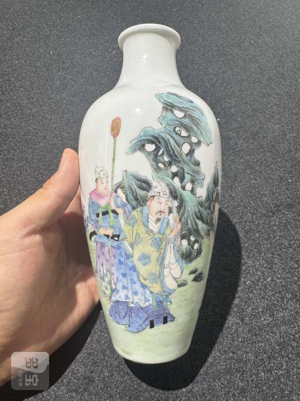 民国 粉彩孝感动天人物瓶 - 图2
